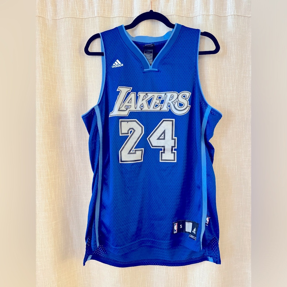 Kobe Bryant Lakers Jersey #24